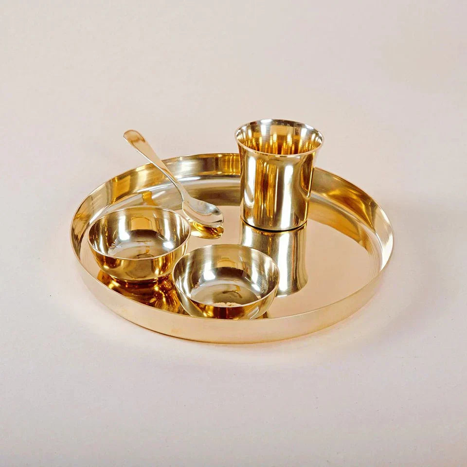 Kansa vs Brass Thali Sets: Which One Is Better for Your Family's Health?