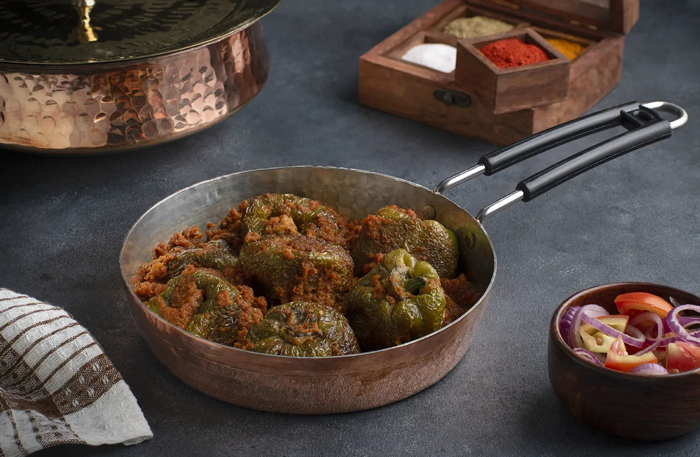 Copper Frying Pan - Non-Stick & Heat-Resistant Handle