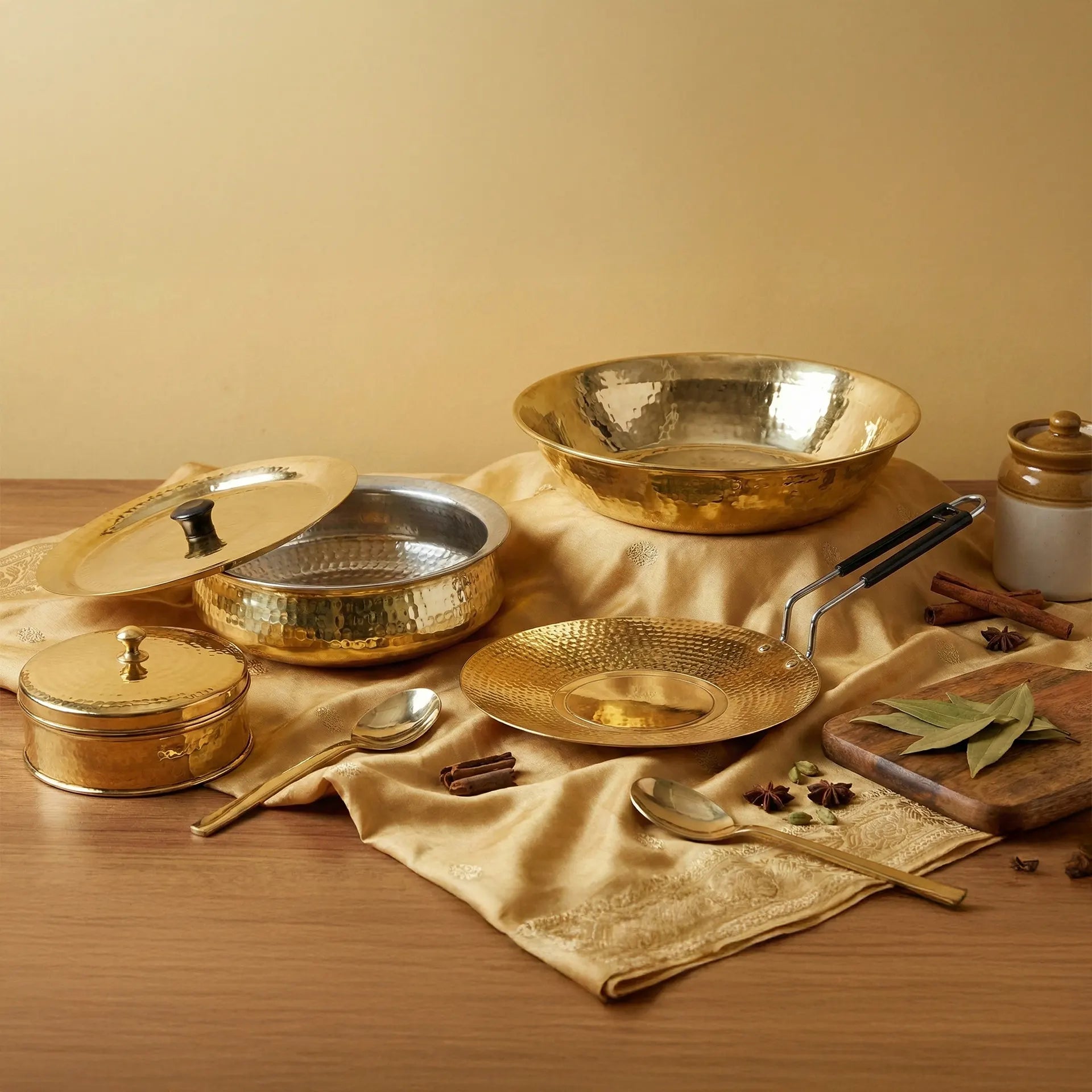 Tawa+Paraat+Chapati Box+Lagaan 4.5