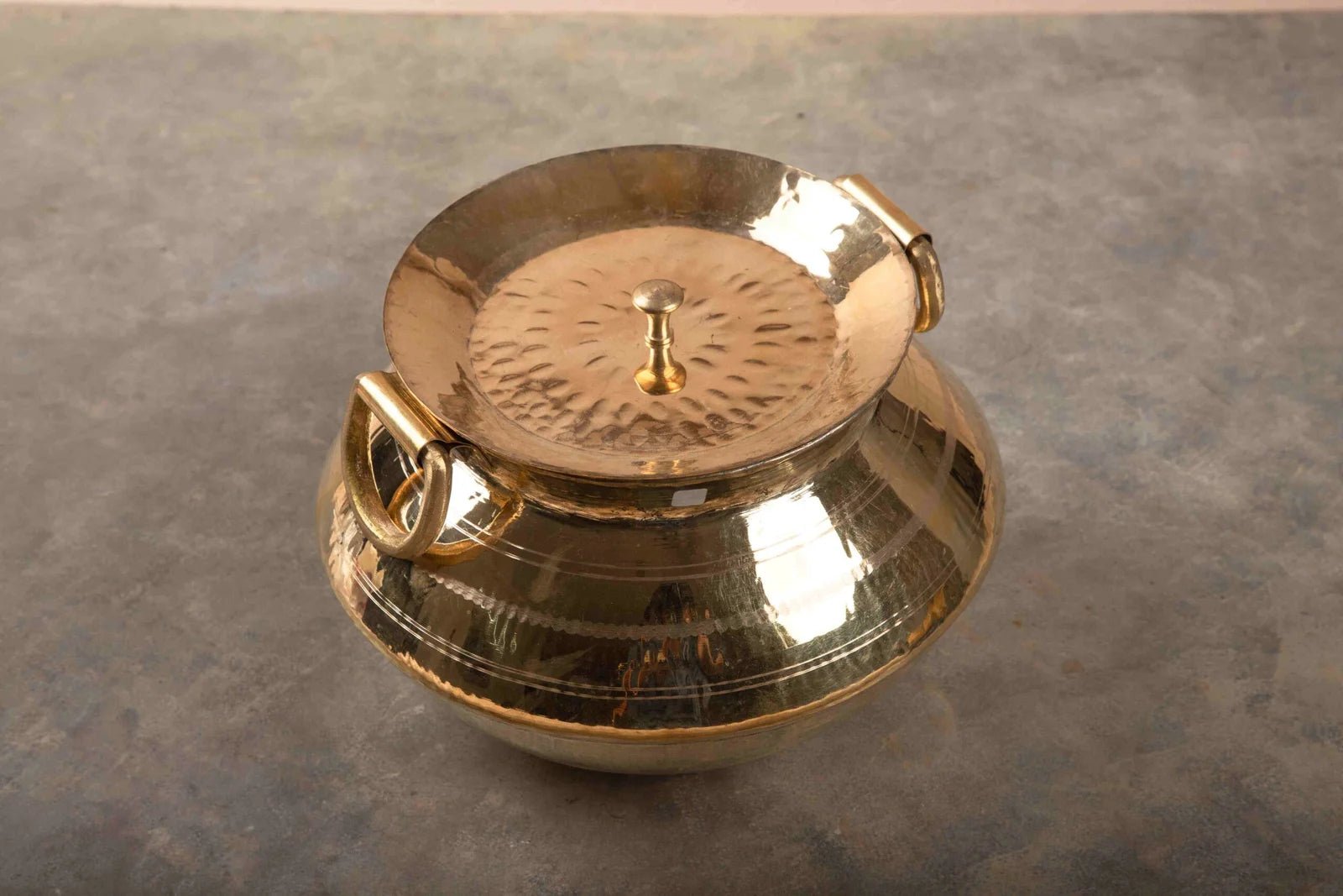 Brass Hammered Degchi - Tin Coated Interior with Lid - Kalasians