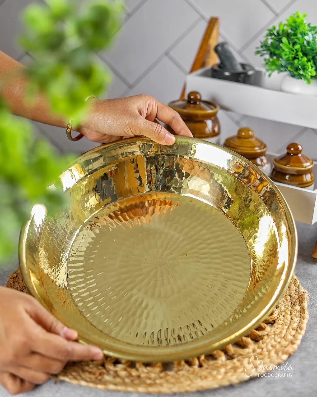 Brass Paraat - Handmade, Hammered Finish & Pure Brass - Kalasians
