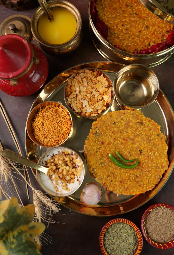 Brass Thali Set 5 Pcs - 1 Thali, 2 Bowls, 1 Glass & Spoon